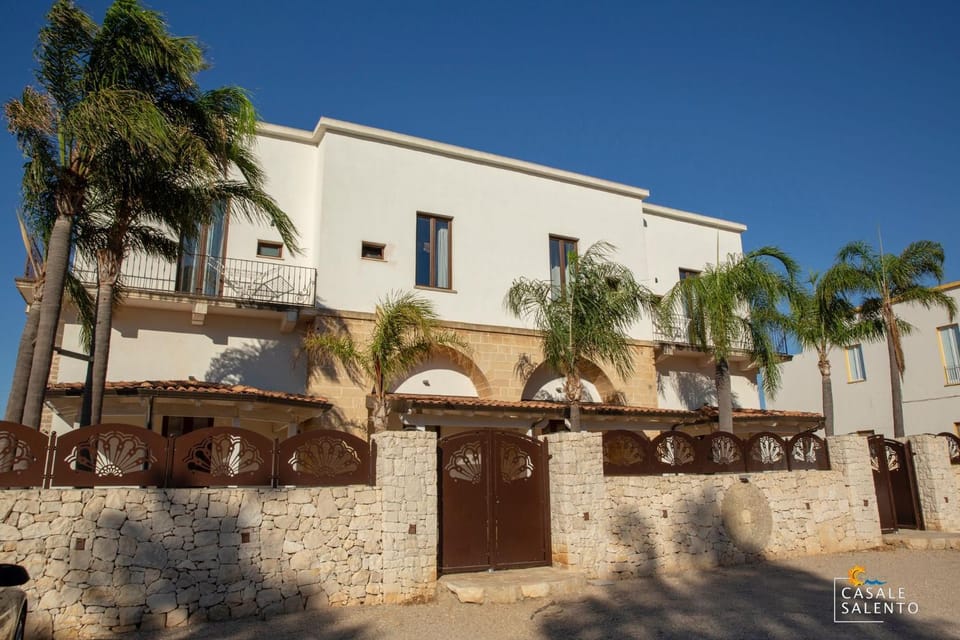 Dimore casalesalento Apartment hotel in Apulia