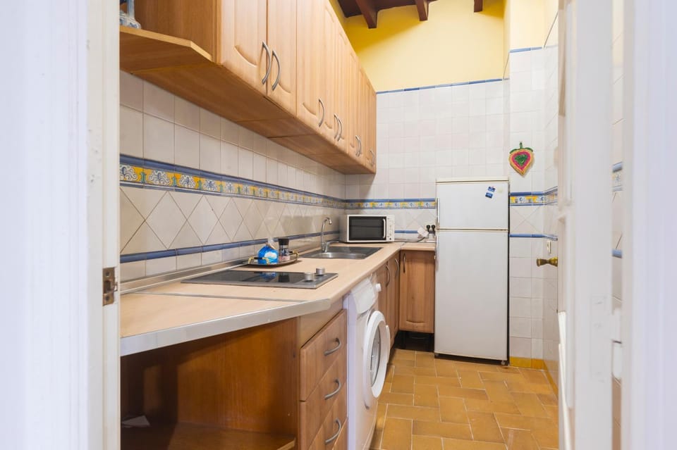 Kitchen or kitchenette, Living room