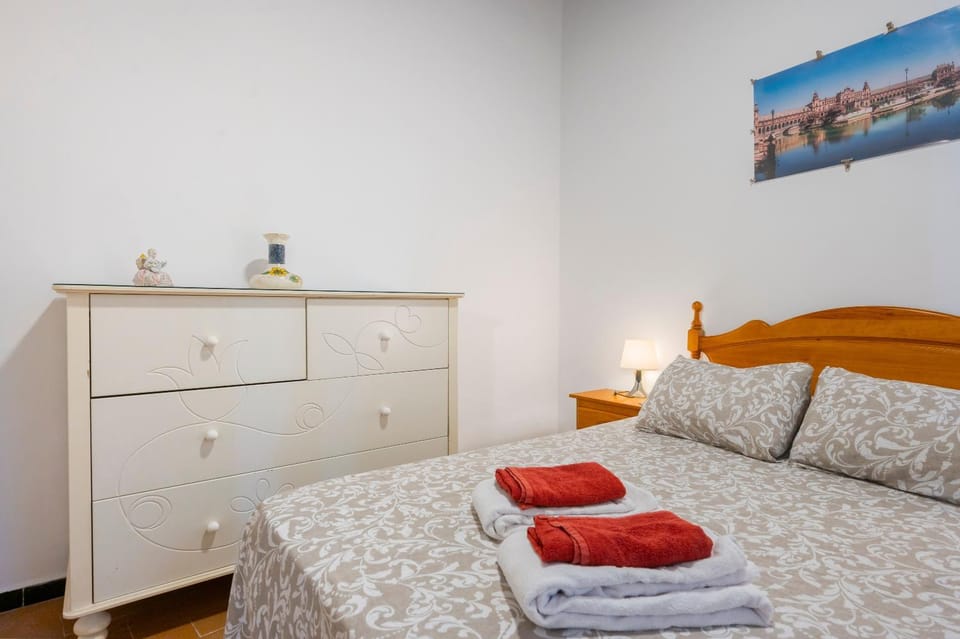 Living room, Bedroom
