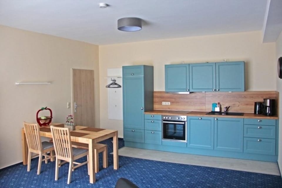 Am Apfelbaum 4 Pers Apartment in Röbel