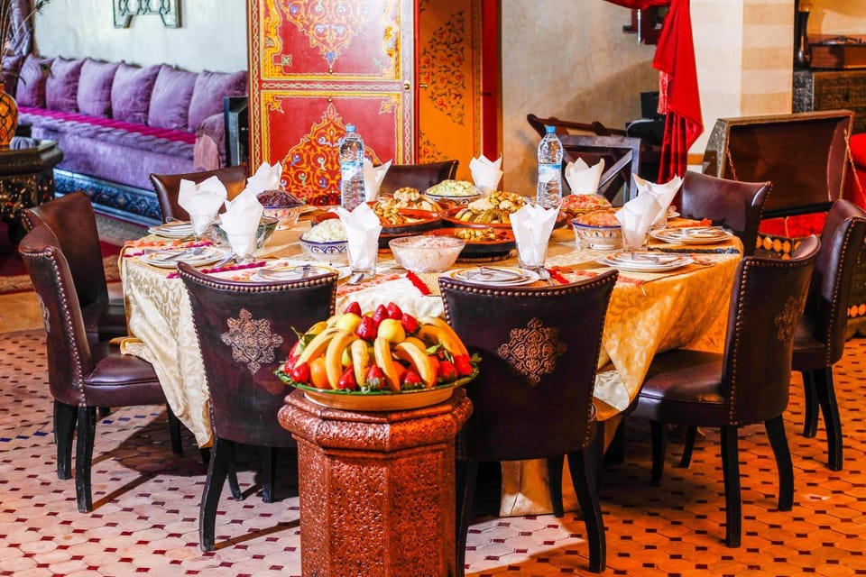 Restaurant/places to eat, Food and drinks, Food, Lunch, Dinner