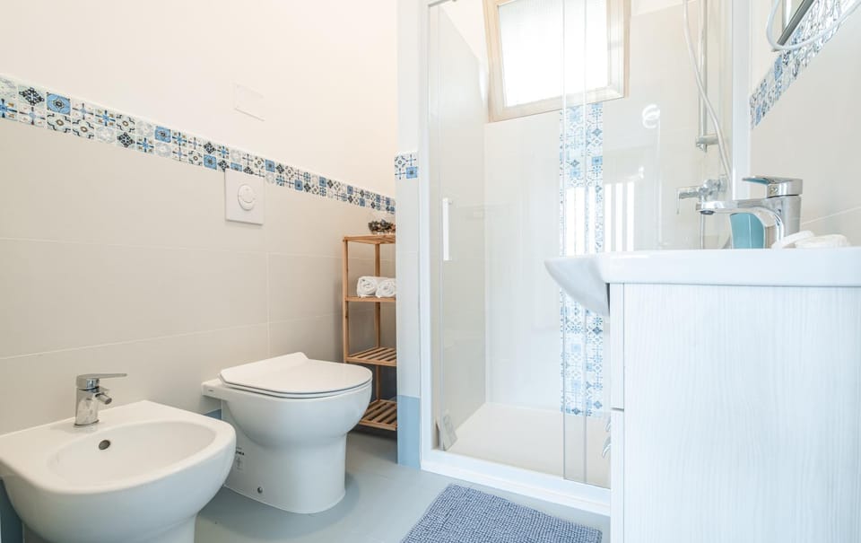 Shower, Toilet, Bathroom, bidet
