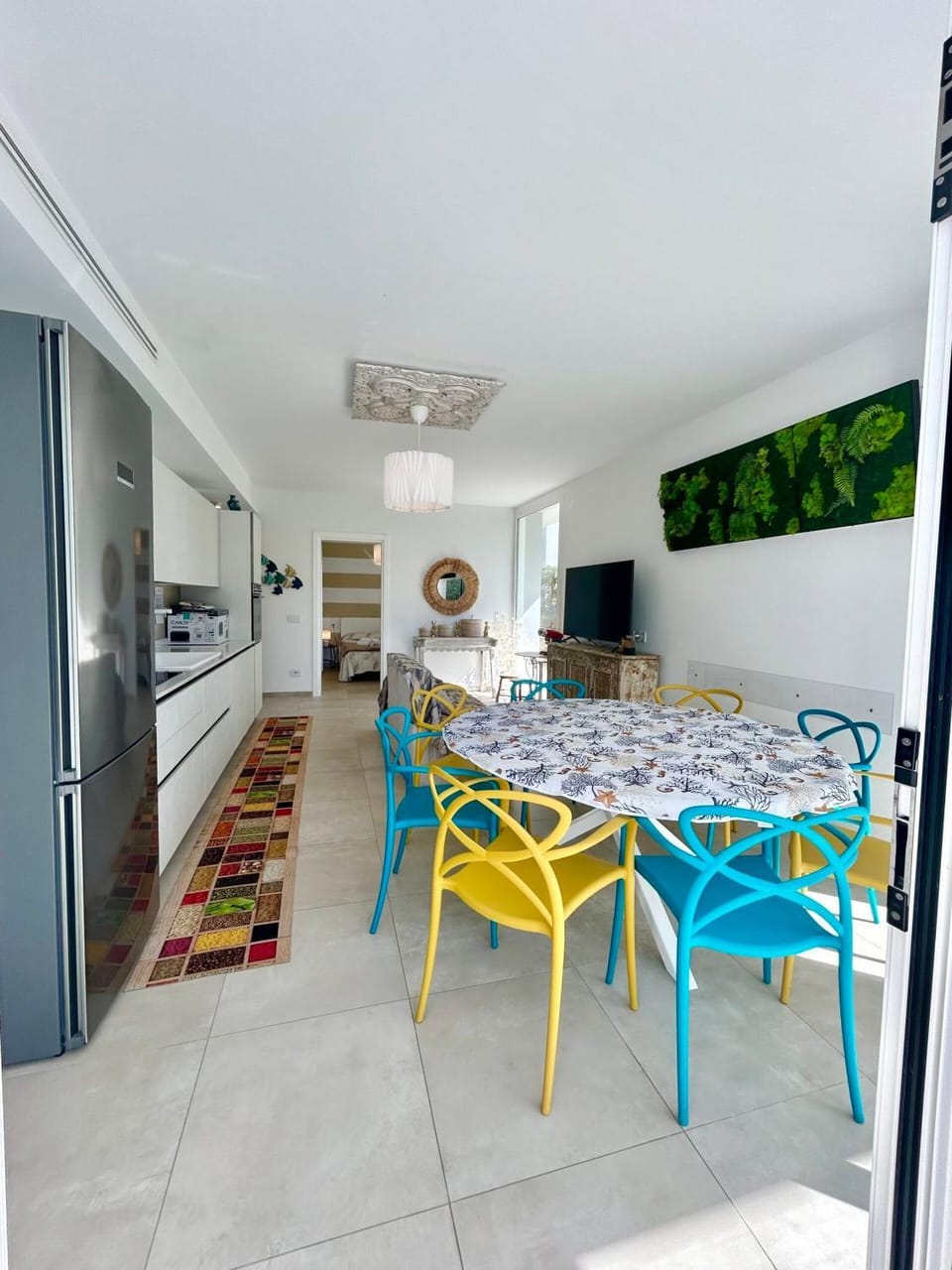 Living room, Dining area