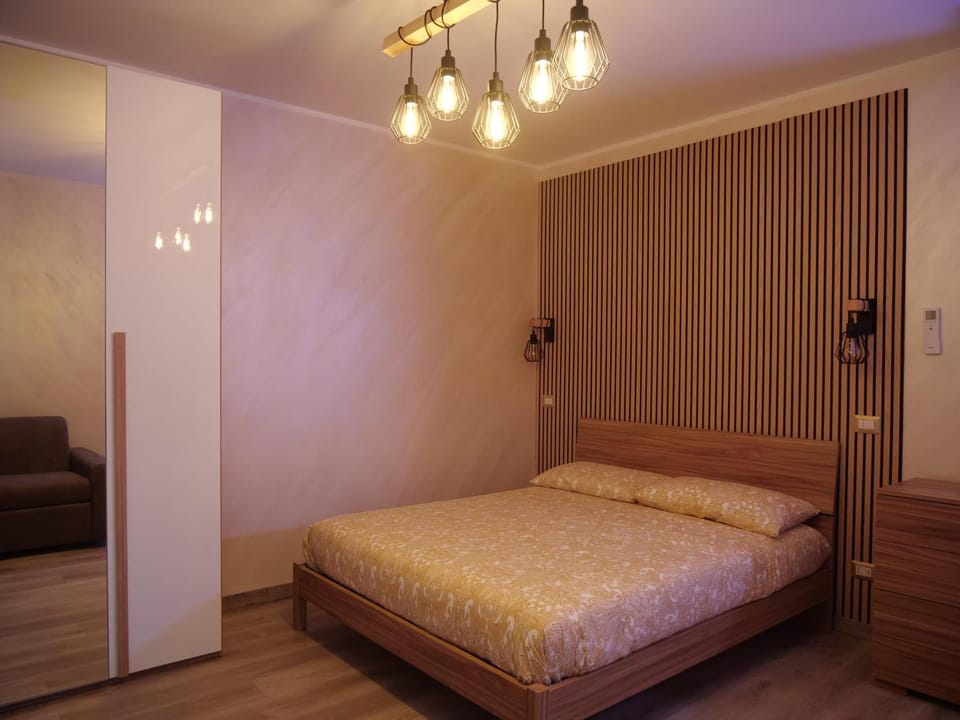 Bed, People, Bedroom
