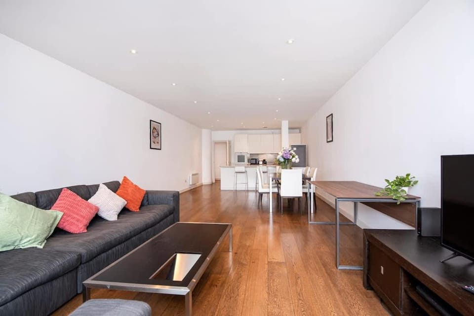 Central 2 Bed Maissonette Apartment in City of Westminster