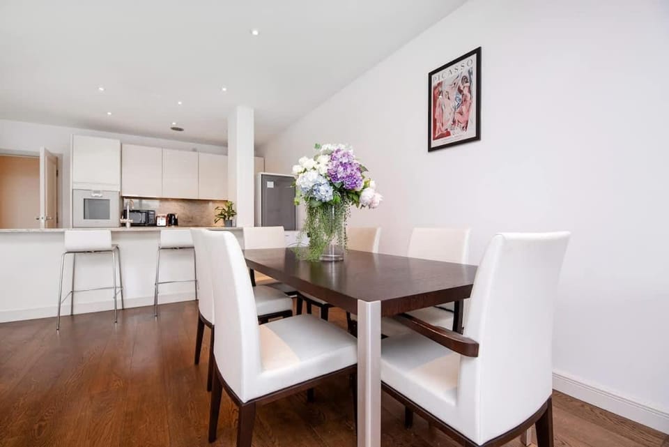 Central 2 Bed Maissonette Apartment in City of Westminster