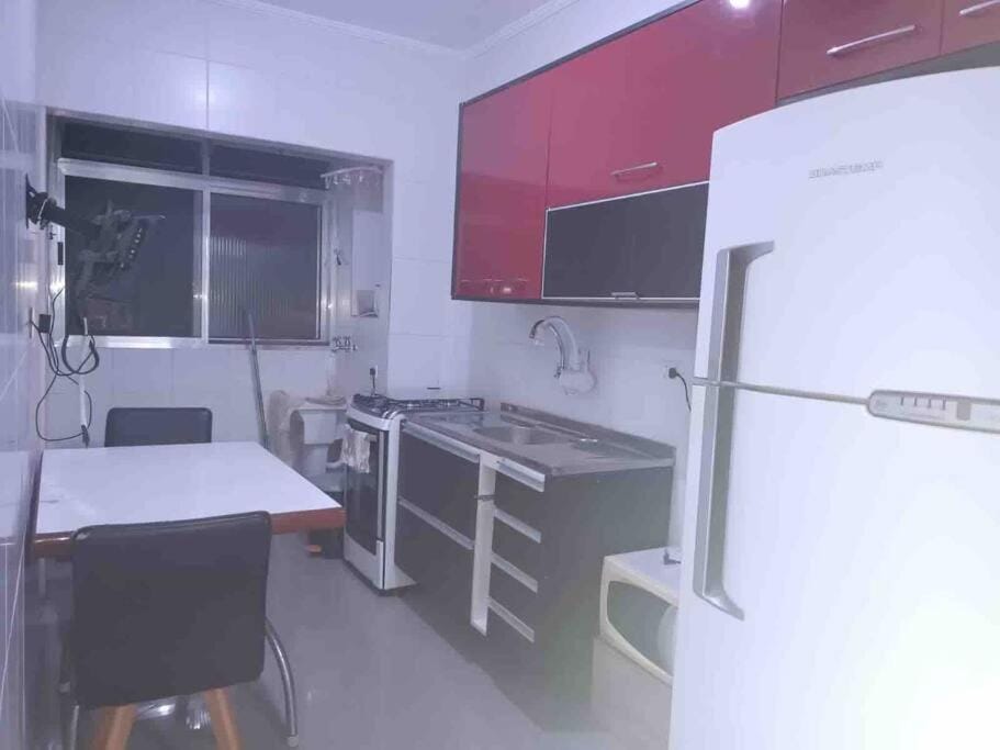 Apartamento à 80 metros da praia Apartment in State of São Paulo