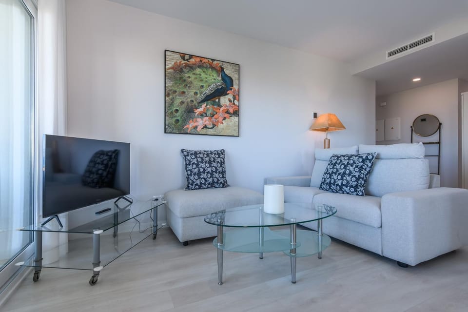 Communal lounge/ TV room, Living room
