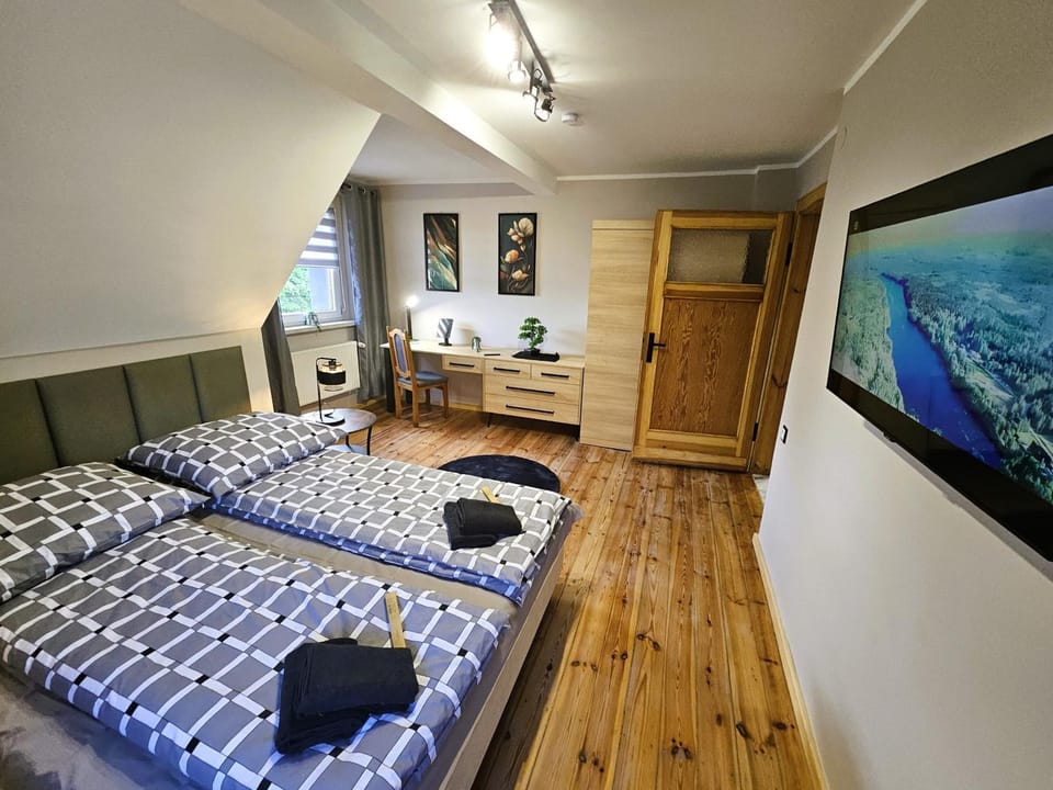 Bed, TV and multimedia, View (from property/room), View (from property/room), Other, Other, Other, Photo of the whole room, Bedroom, Area and facilities, Area and facilities, Area and facilities, hair dresser, hair dresser
