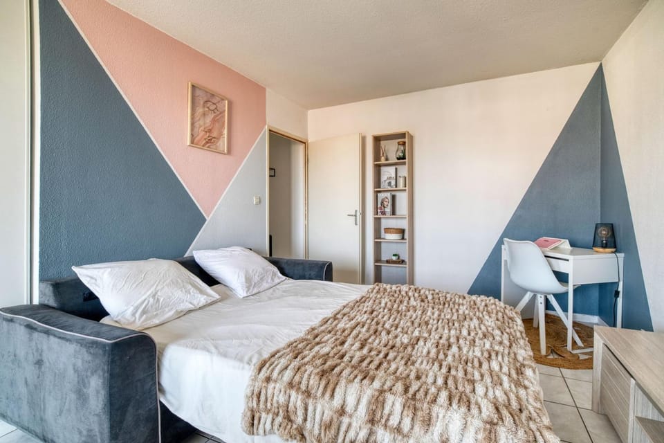 Living room, Bedroom