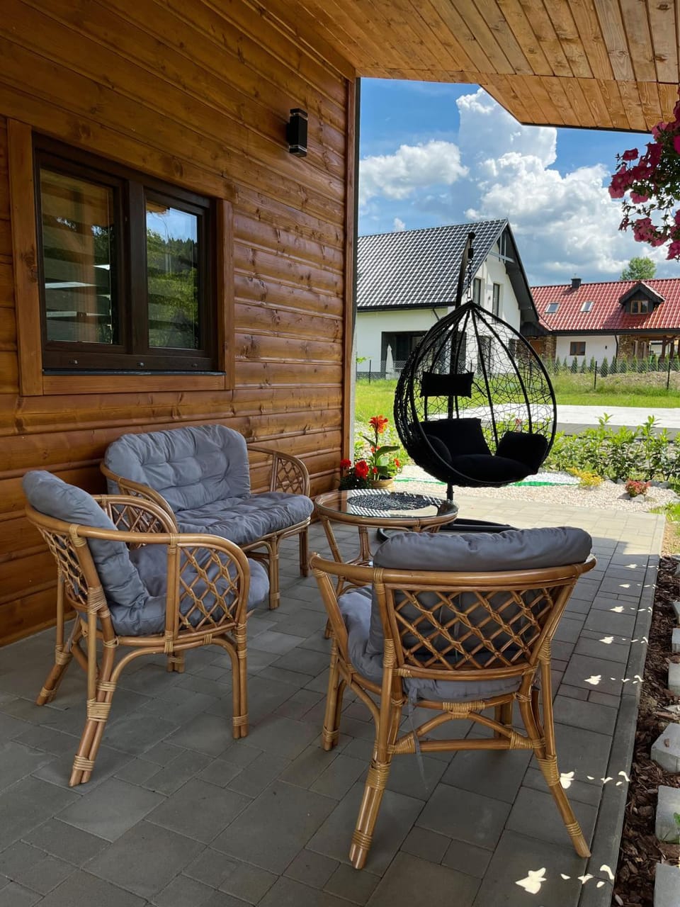 Patio, Day, Garden, Seating area, Garden view