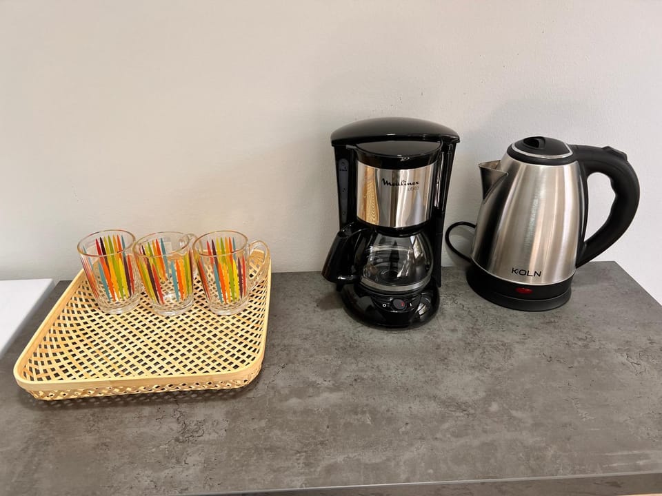 Coffee/tea facilities