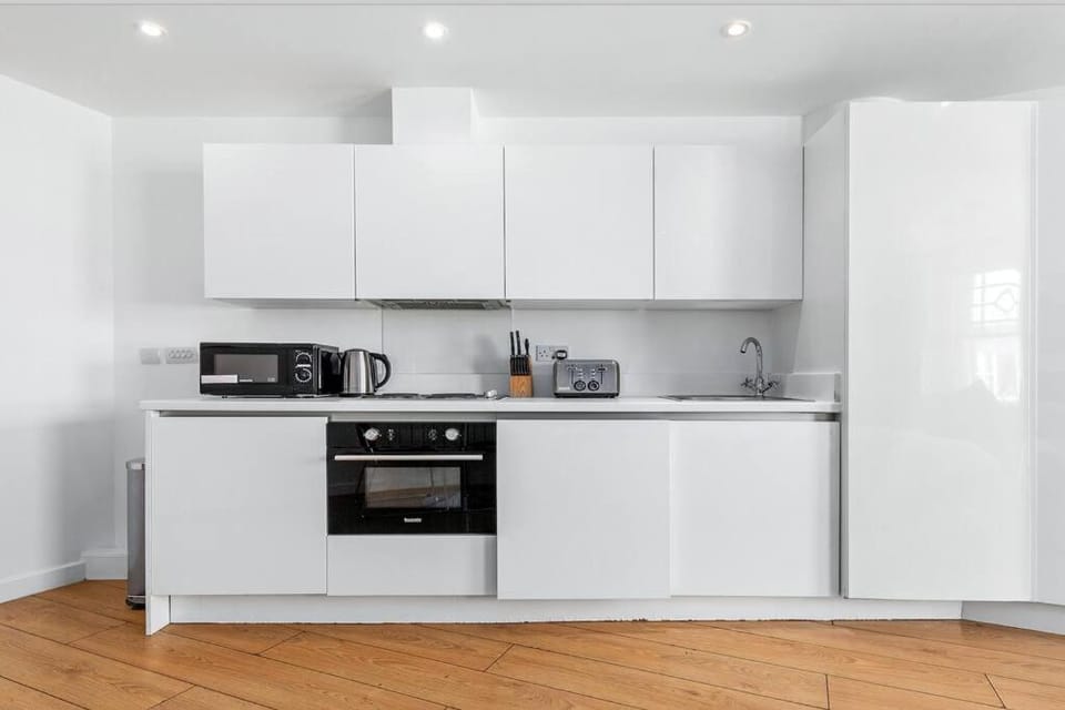 Flat in Piccadilly, Leicester, ChinaTown VR13 Apartment in City of Westminster