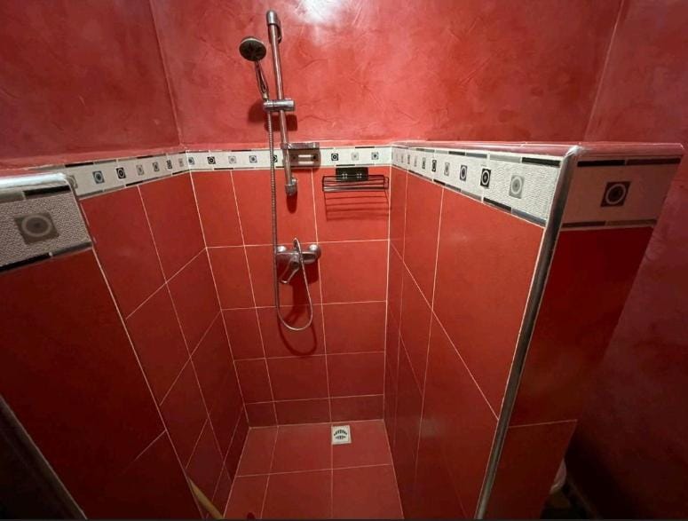 VILLA ESCALE PARADIS 15 pers 7ch 6 sdb piscine garage House in Souss-Massa