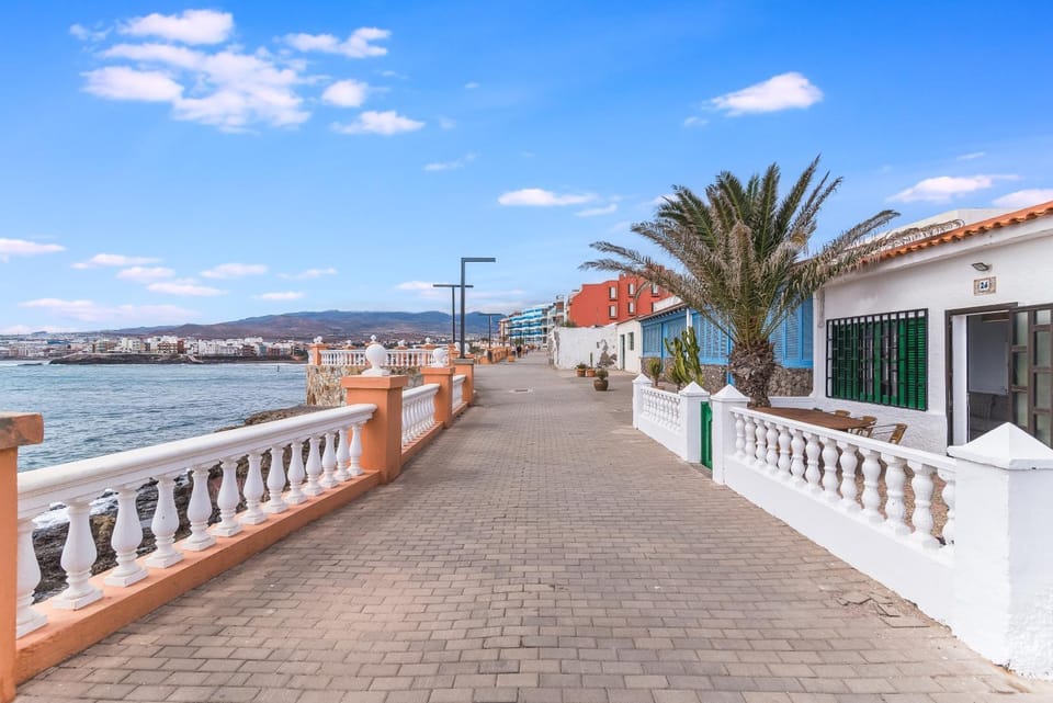 Home2Book Oceanfront Bliss in Taliarte House in Gran Canaria