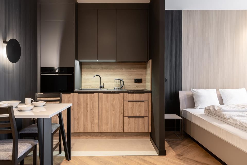Bed, Kitchen or kitchenette
