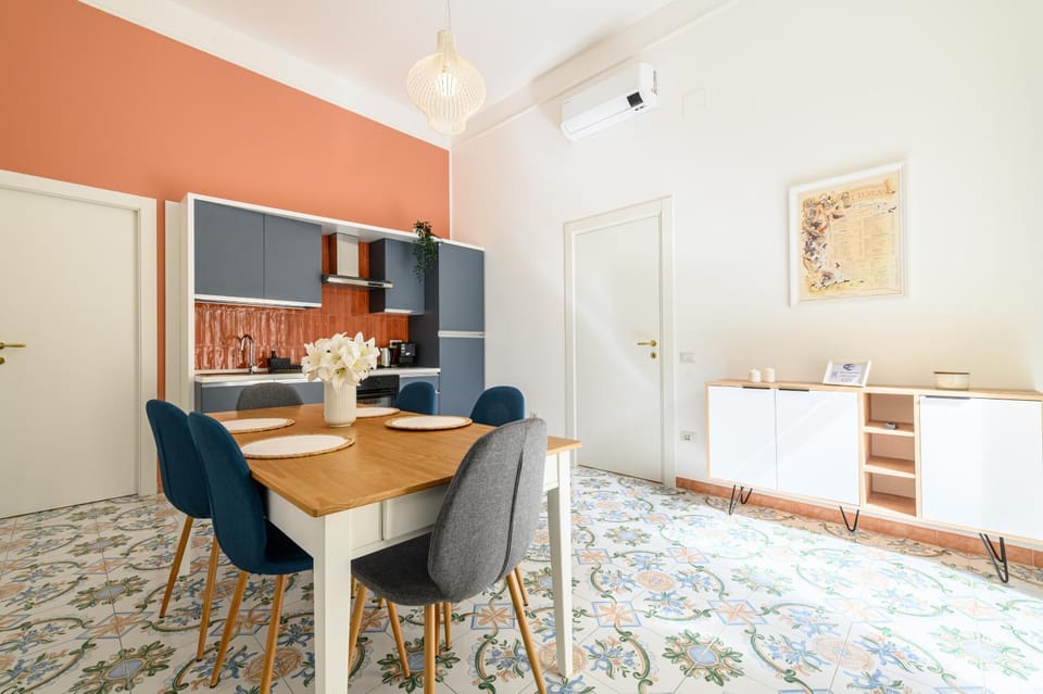 Guest House 121 Charming Apartment Apartment in Naples