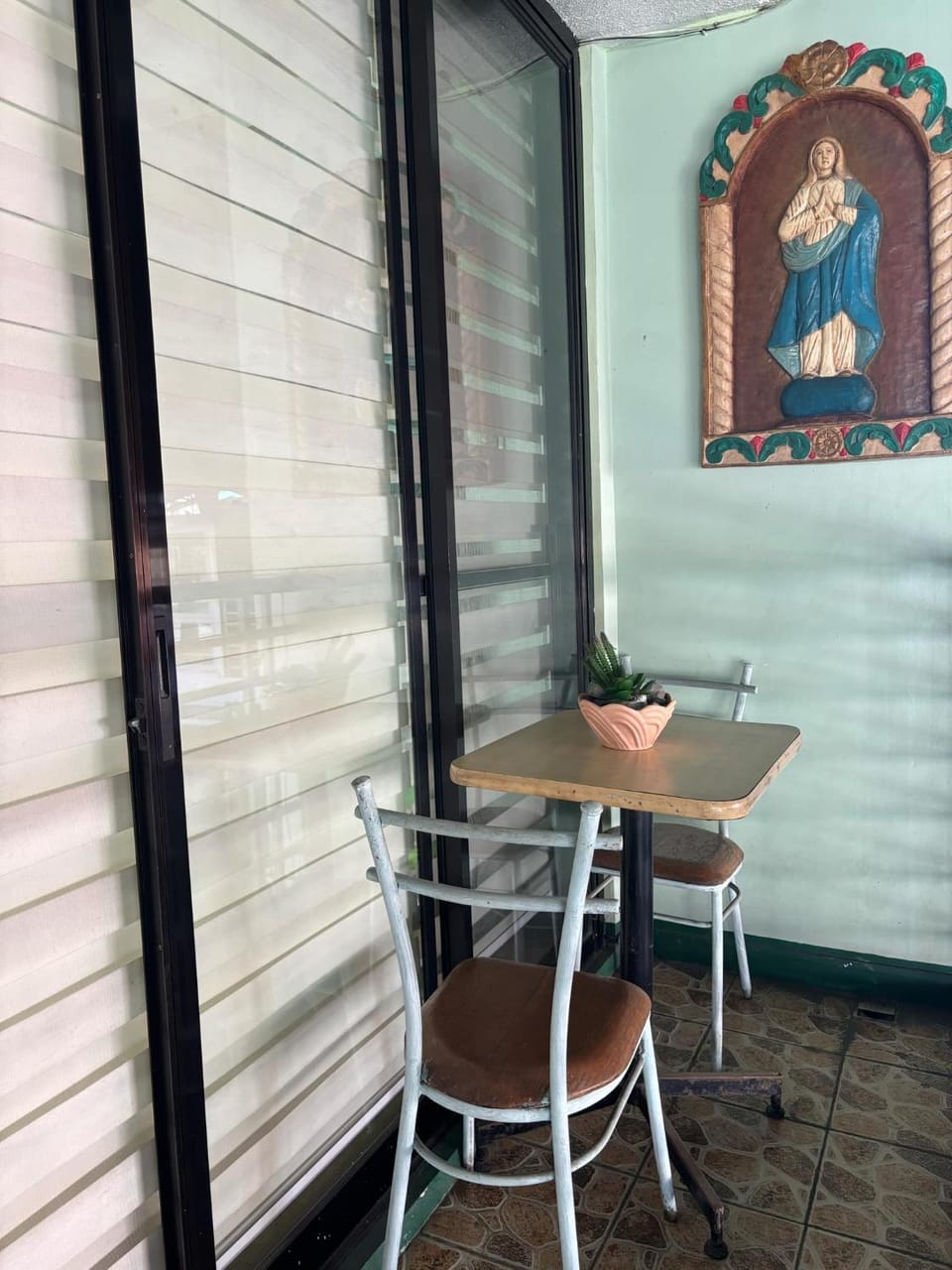 Golden V Primera Unit A Apartment in Calabarzon