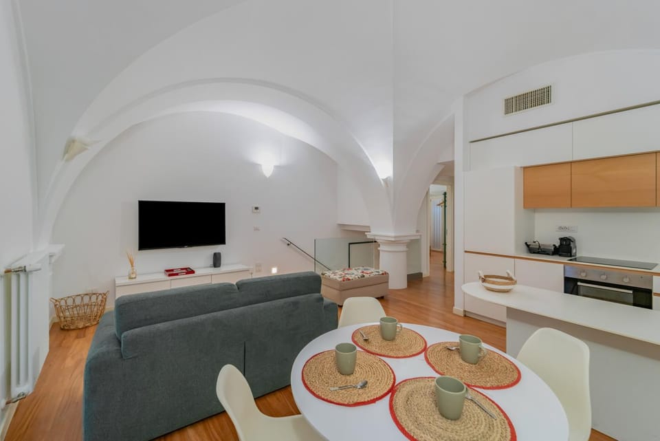 Modern Flat - Borgonuovo 23 Apartment in Bologna
