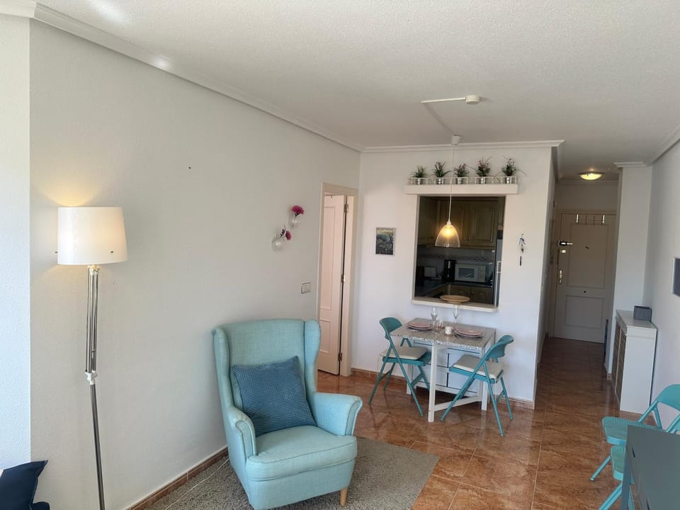 Kitchen or kitchenette, Living room, Dining area