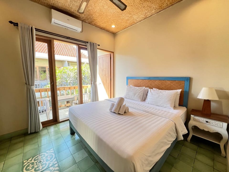 Bed, Bedroom, air conditioner
