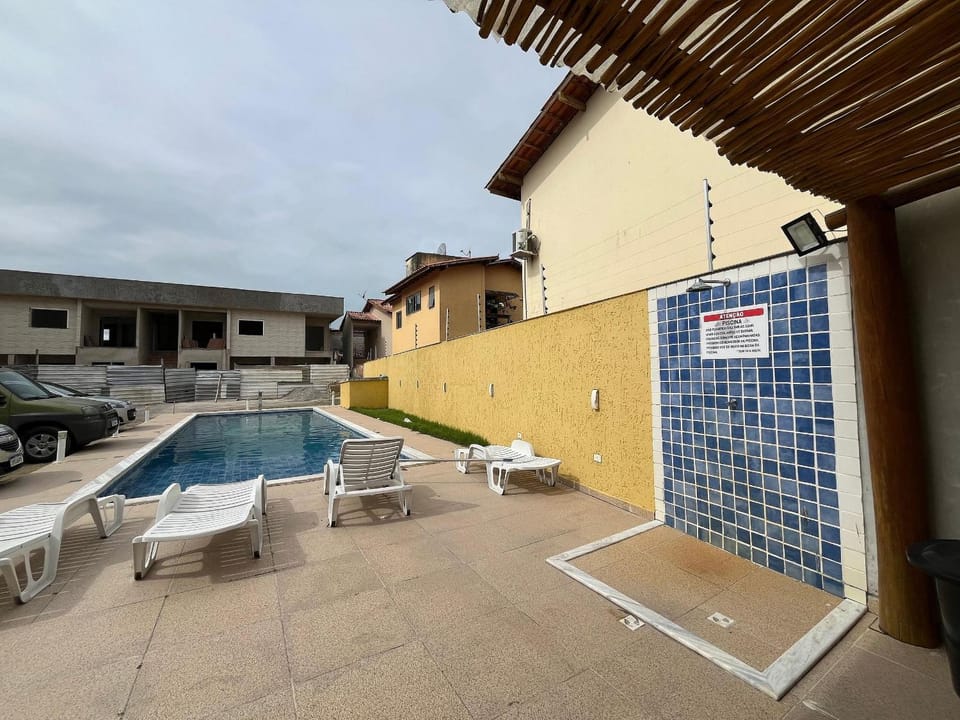 Shower, Swimming pool