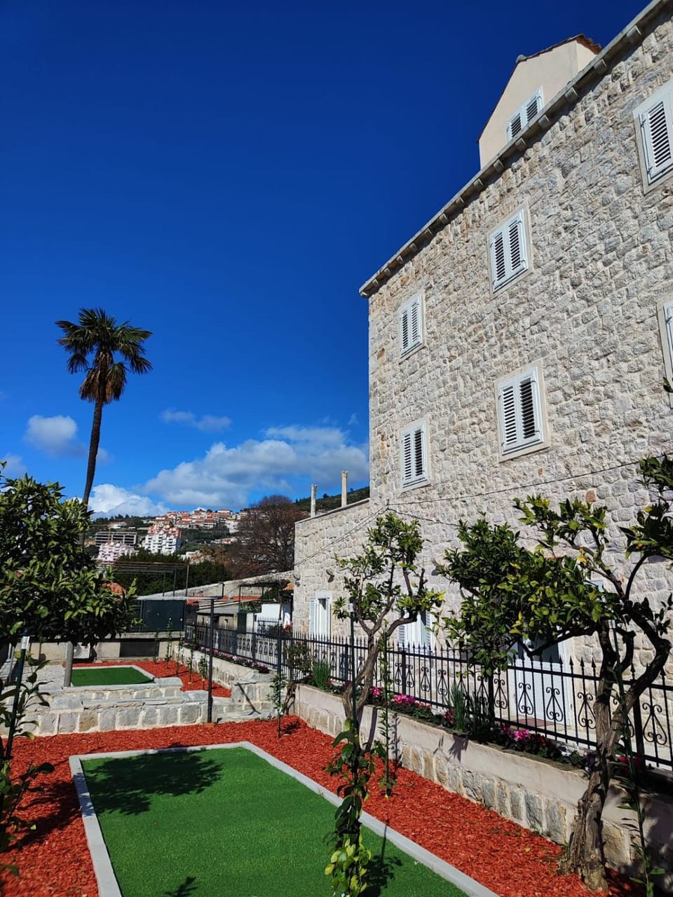 Property building, Garden