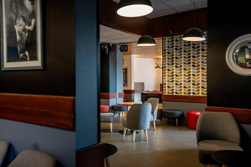 Lounge or bar