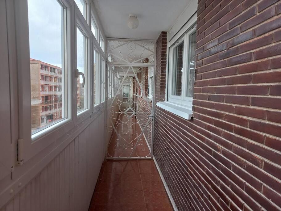 Apartamento en Santander soleado y con terraza. Apartment in Santander
