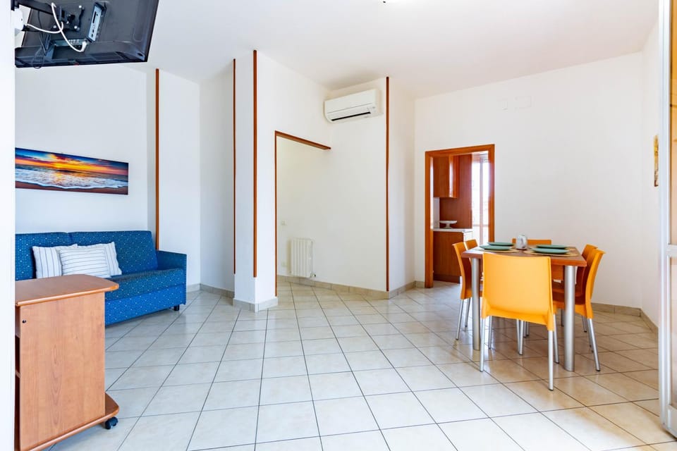 Kitchen or kitchenette, Living room, Dining area, air conditioner