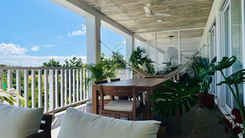 Patio, Day, View (from property/room), Balcony/Terrace, Dining area, Garden view