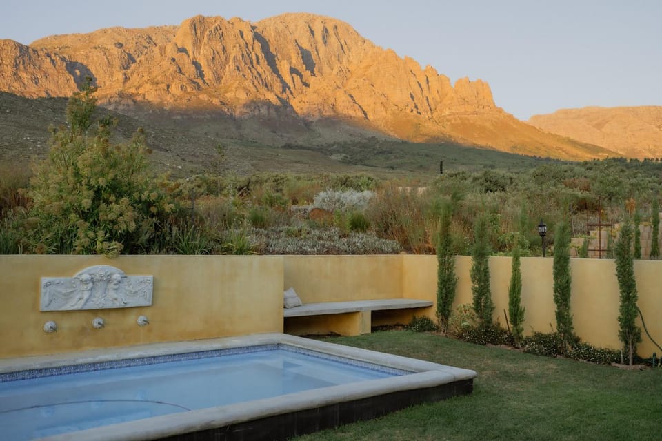 Mountain view, Swimming pool