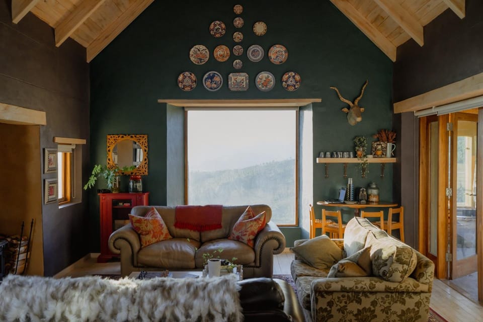 Living room, Mountain view