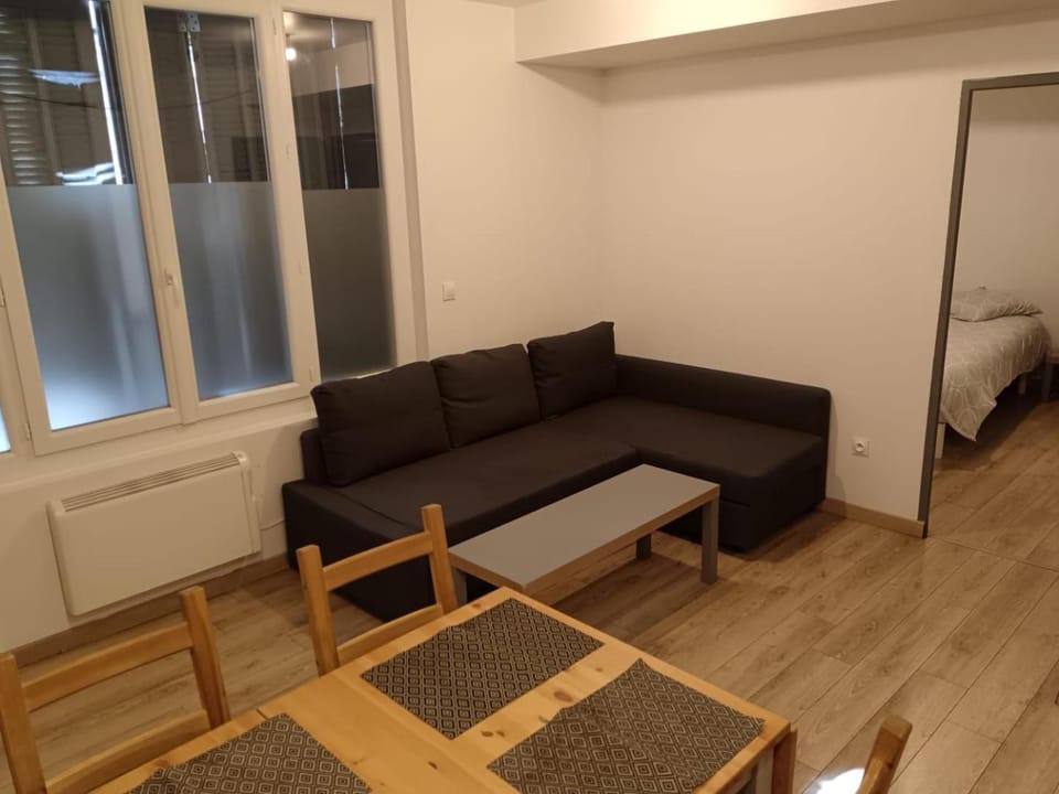 Appartement T2 privé proche gare Apartment in Marseille