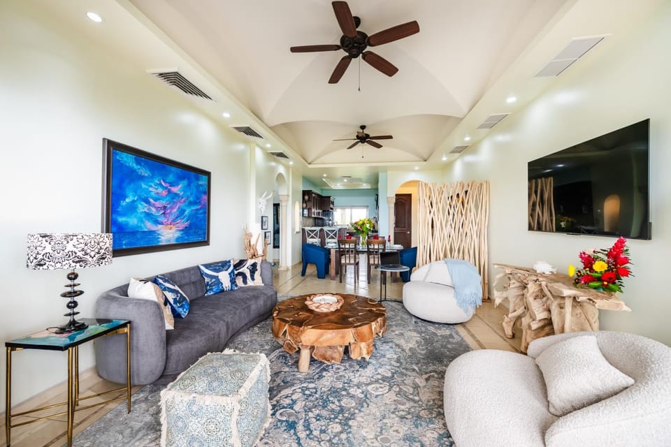 Oceanview in town Huge Pool Beach acss Apartment hotel in Tamarindo