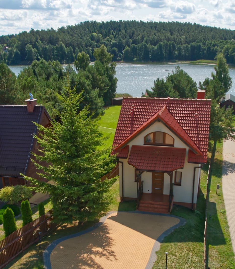 Property building, Day, Natural landscape, Lake view