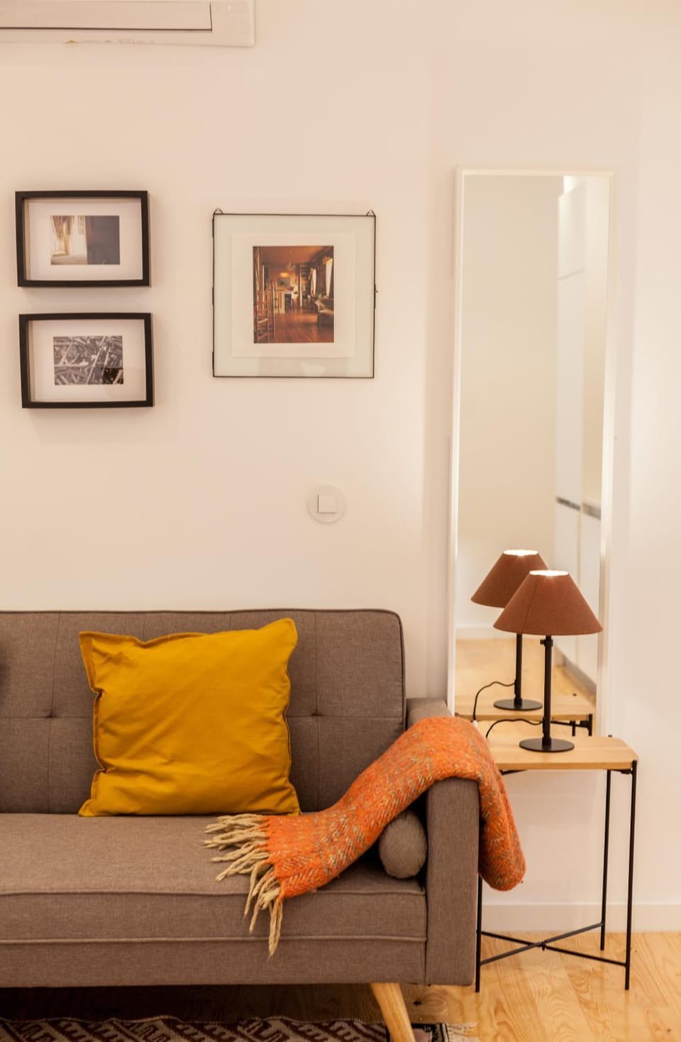 FLH Alcântara Elegant Charm with Balcony Apartment in Lisbon