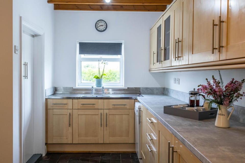 Coffee/tea facilities, Kitchen or kitchenette