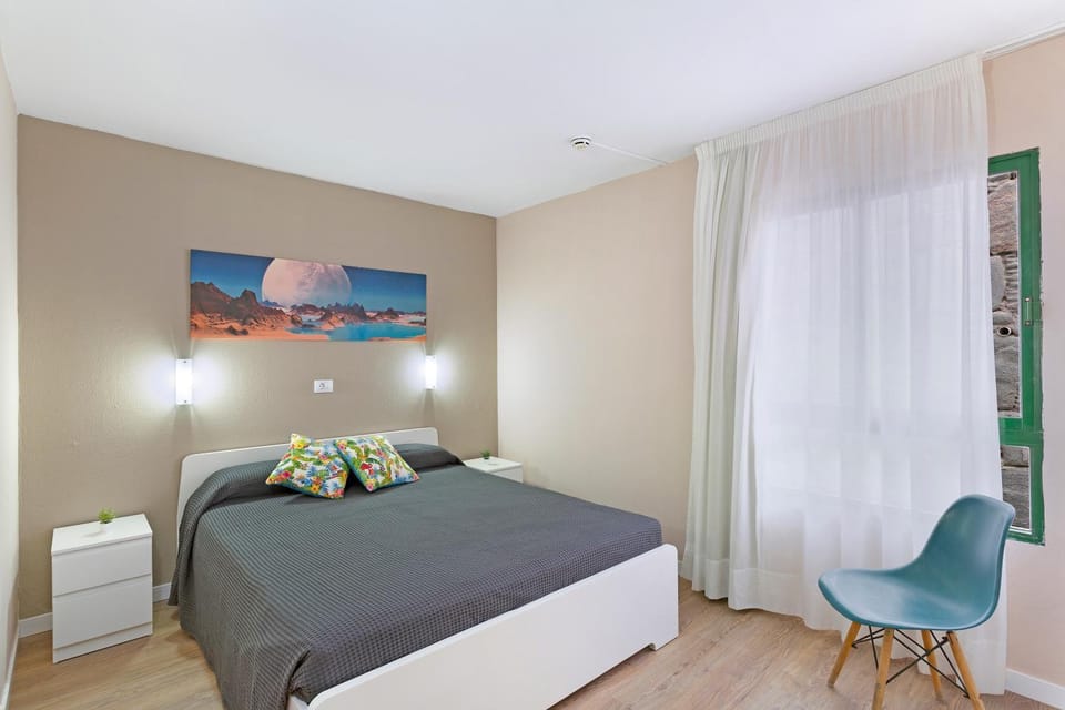 Living room, Bedroom