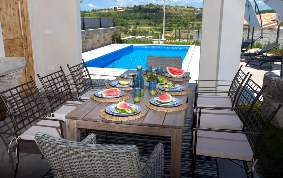 Seating area, Swimming pool