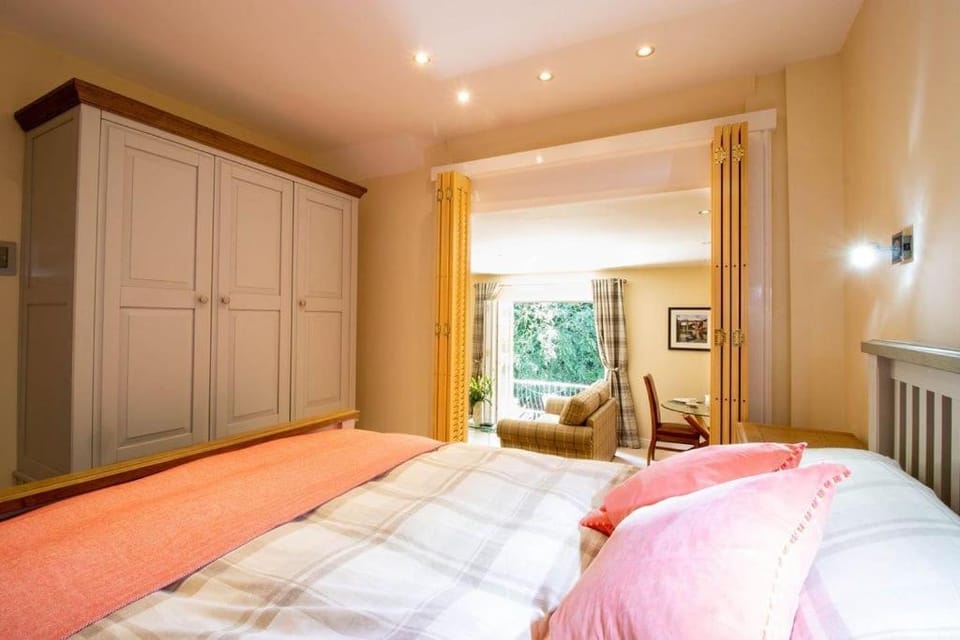 Riverside Apartment in Borough of Harrogate