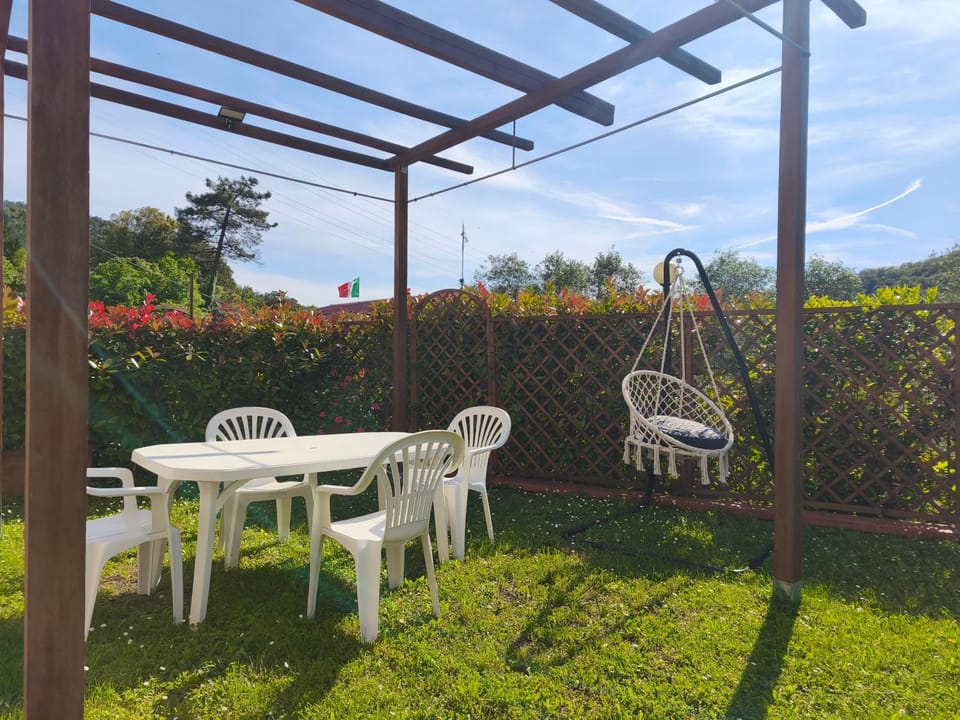 Casa Rosi, in campagna, relax tra mare e montagna Apartment in Sarzana