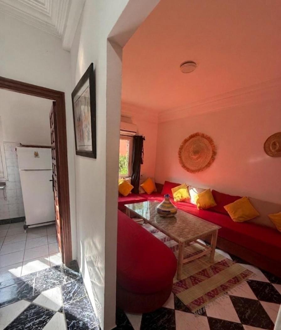 Joli Appartement T2 Résidence avec Piscines Apartment in Marrakesh