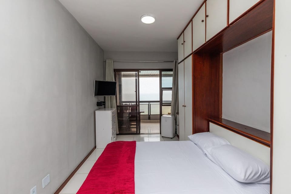Vista Panoramica da Praia com 2qts, e vaga House in Rio de Janeiro