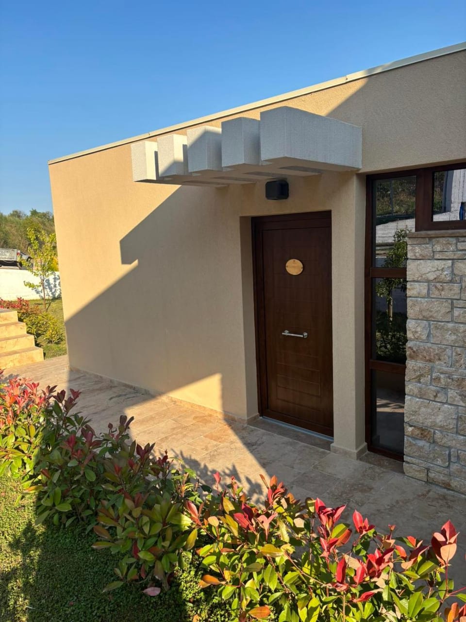 Property building, Facade/entrance