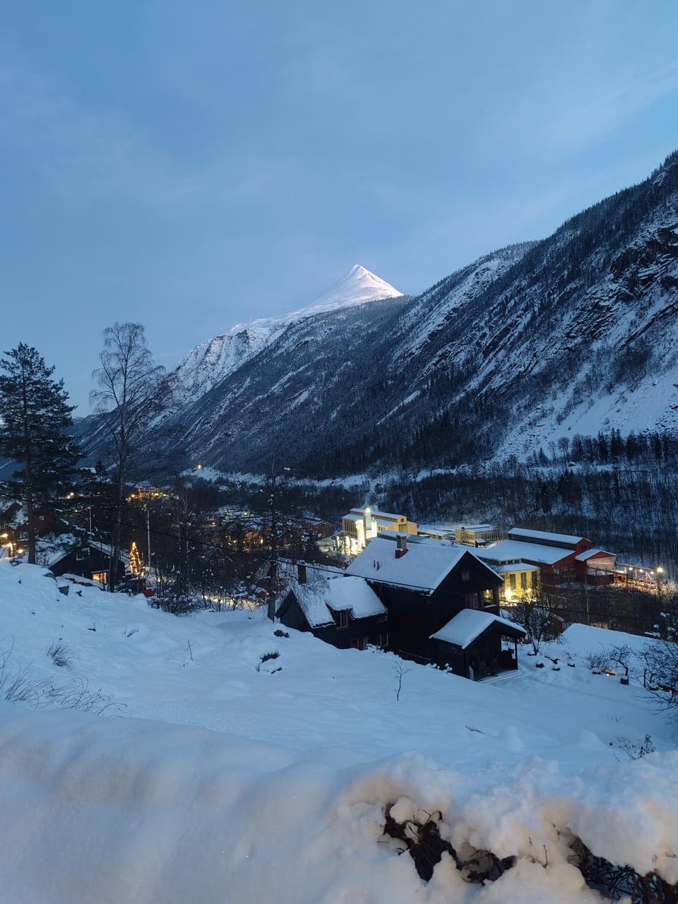 Property building, Winter, Mountain view