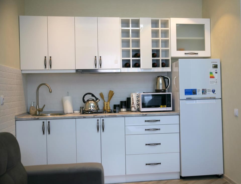 Coffee/tea facilities, Kitchen or kitchenette, Alcoholic drinks, Non alcoholic drinks