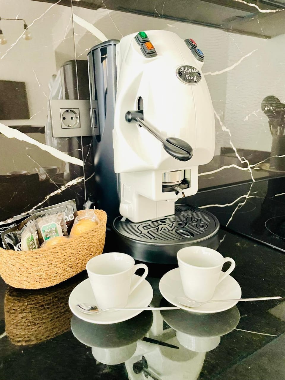 Coffee/tea facilities