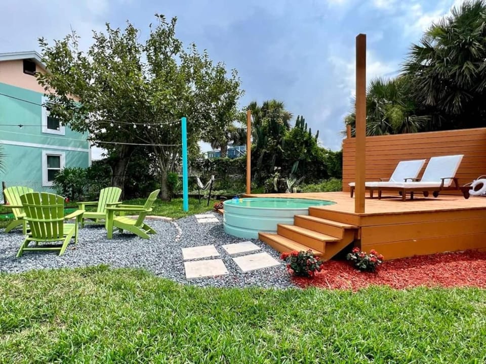 Cowboy Pool Mini Golf Beach Ocean Center House in Florida