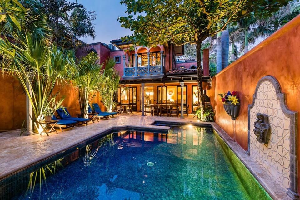 Villas Cerca del Mar 10 3BR Private-Pool Villa Villa in Playa Langosta